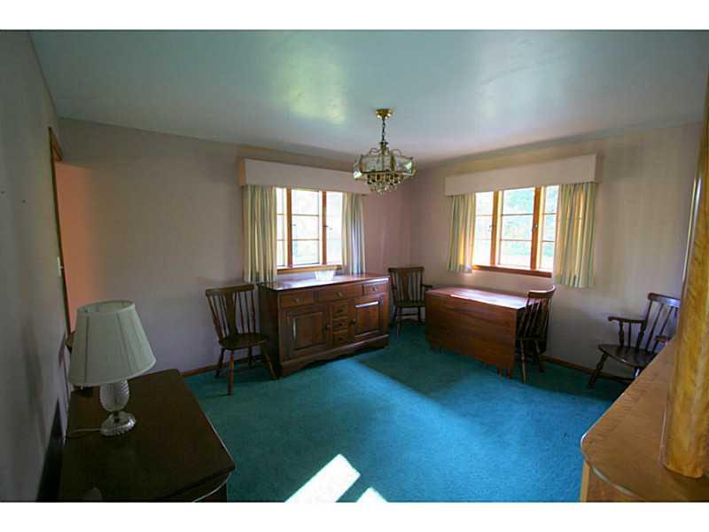 222 Stuber Road New Brighton, PA 15066 - Photo 6 of 25 Dining Room.