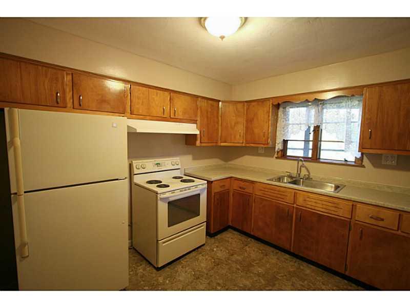 222 Stuber Road New Brighton, PA 15066 - Photo 8 of 25 Kitchen.