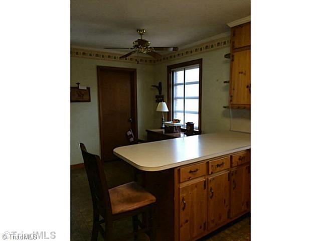 1312 Meadowbrook Road Asheboro, NC 27203 - Photo 6 of 10 Kitchen.