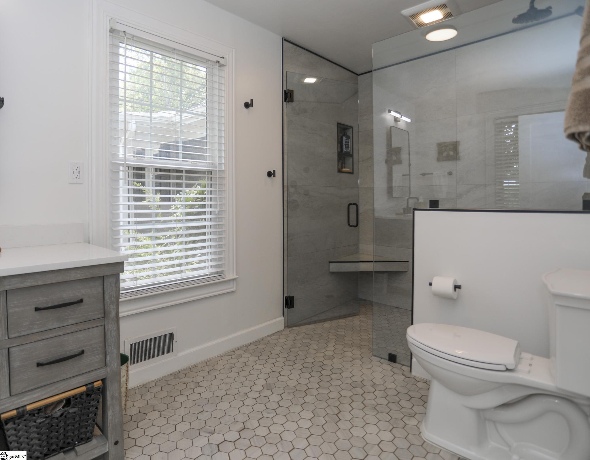 1057 State Rd S-39-204 Pickens, SC 29671 - Photo 18 of 28