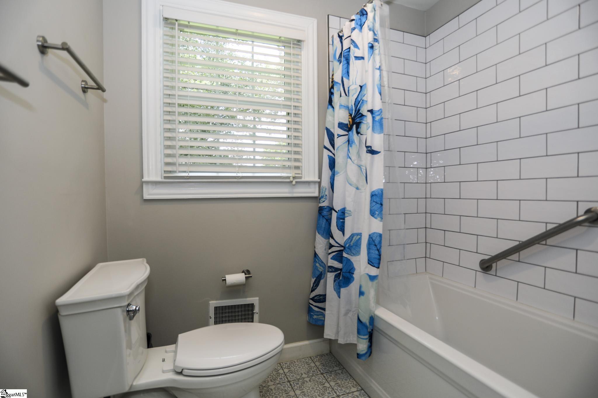 1057 State Rd S-39-204 Pickens, SC 29671 - Photo 21 of 28