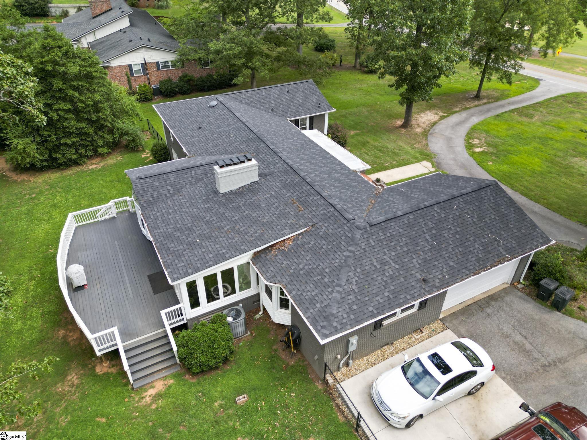 1057 State Rd S-39-204 Pickens, SC 29671 - Photo 3 of 28