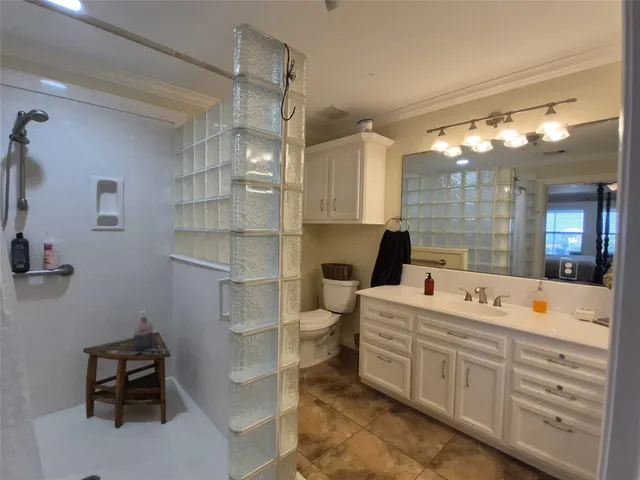 a view of a closet area