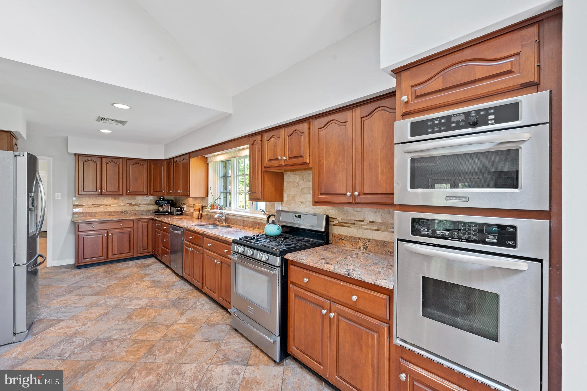 761 Mt Moro Road Villanova, PA 19085 - Photo 20 of 28 Kitchen with granite countertops