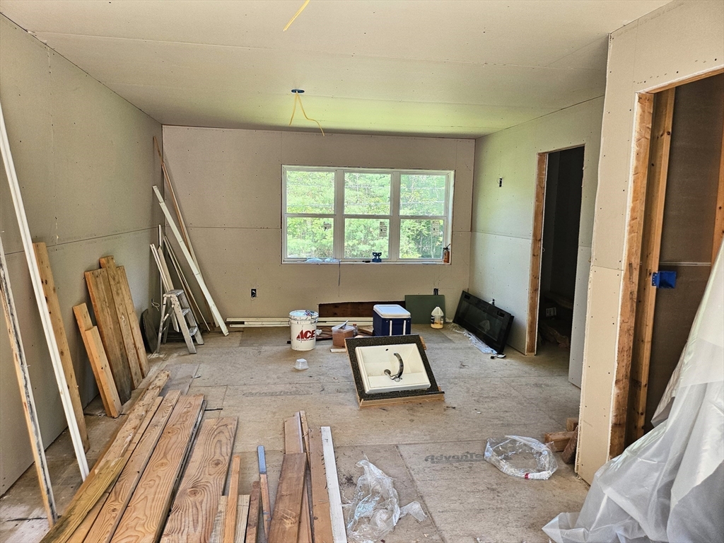 383 Porter Road East Longmeadow, MA 01028 - Photo 14 of 33 Gallery Image 14