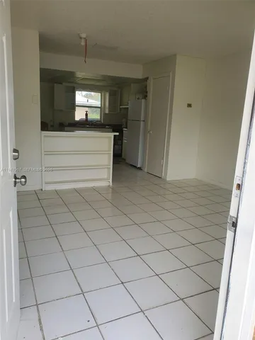 $1,100 | 6604 Miramar Avenue, Unit B, Fort Pierce, FL 34951