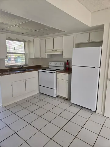 $1,100 | 6604 Miramar Avenue, Unit B, Fort Pierce, FL 34951