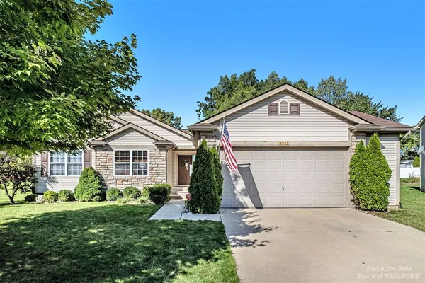 $2,600 | 4267 Knollcrest Drive, Ann Arbor, MI 48108