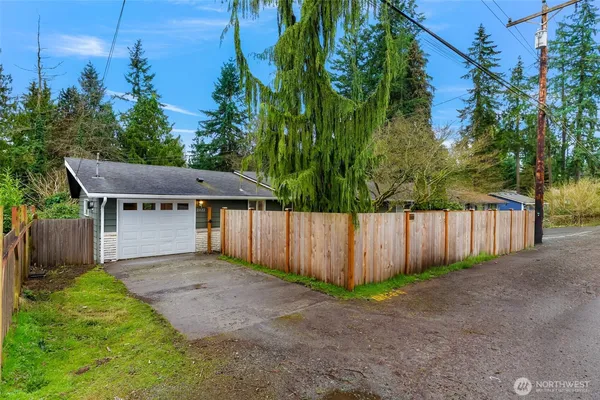 $575,000 | 2422 73rd Street Southeast, Everett, WA 98203