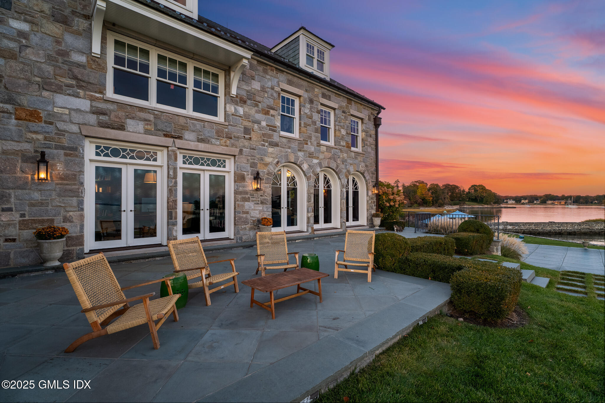 545 Indian Field Road Greenwich, CT 06830 - Photo 34 of 39 545 Indian Field Rd Twilight MLS-6