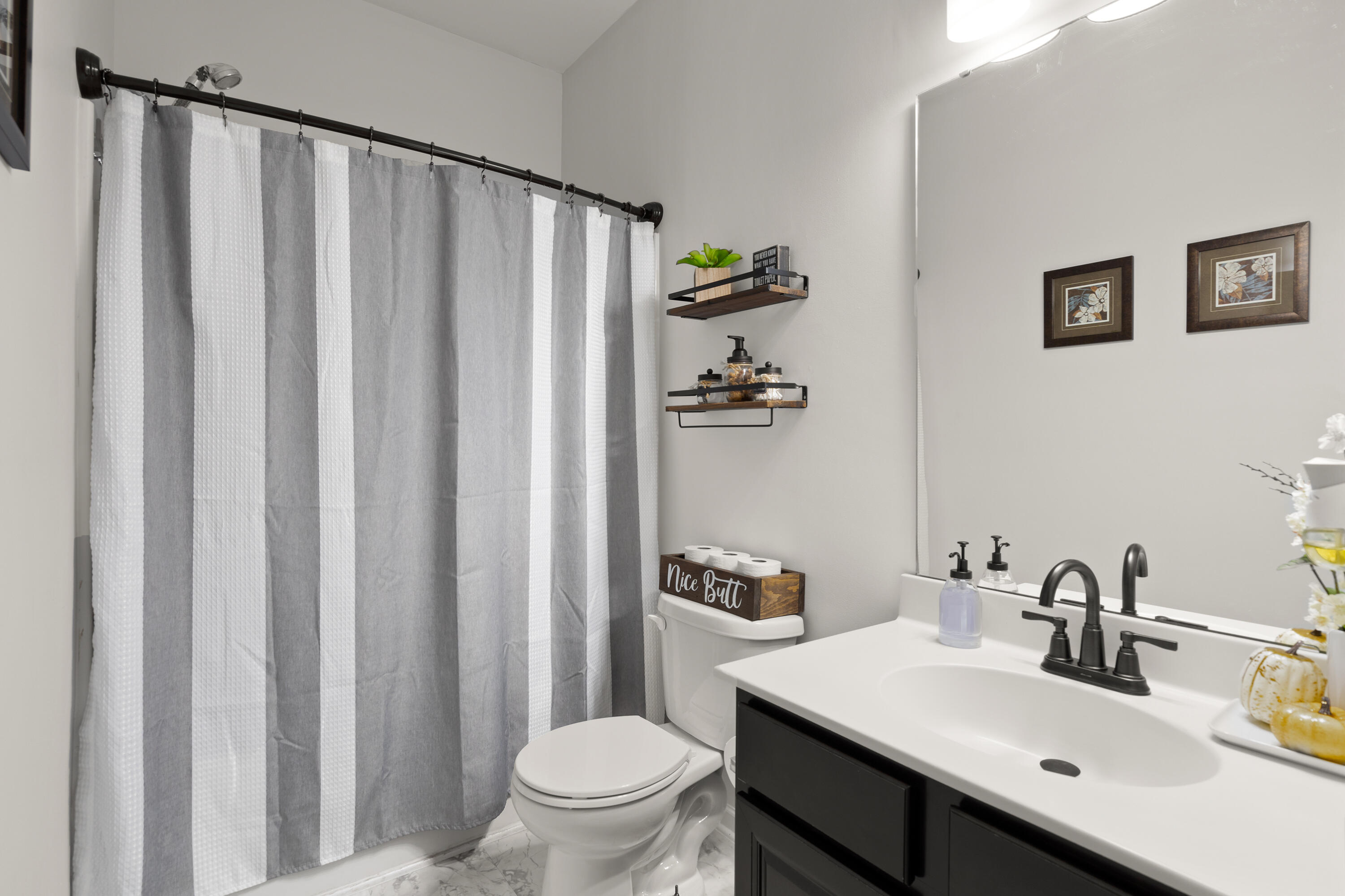 245 Decatur Drive Summerville, SC 29486 - Photo 21 of 40 21