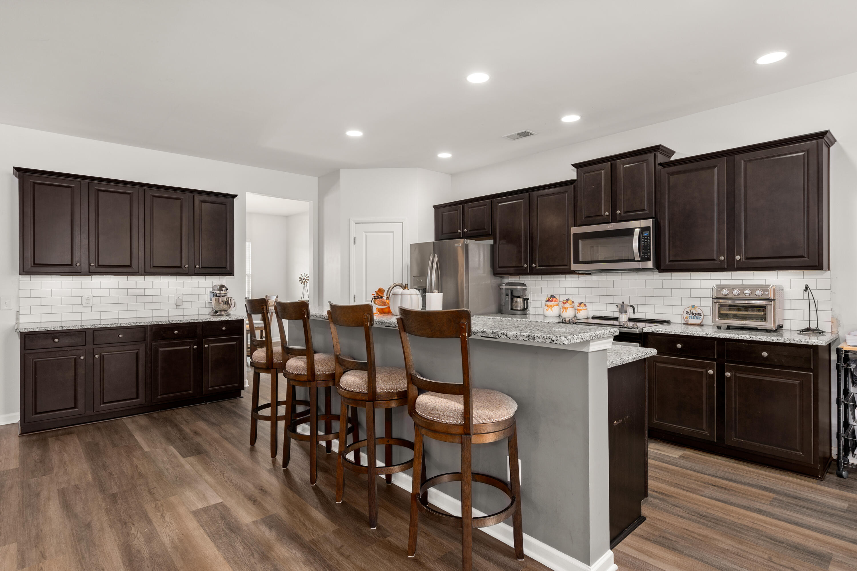 245 Decatur Drive Summerville, SC 29486 - Photo 8 of 40 8