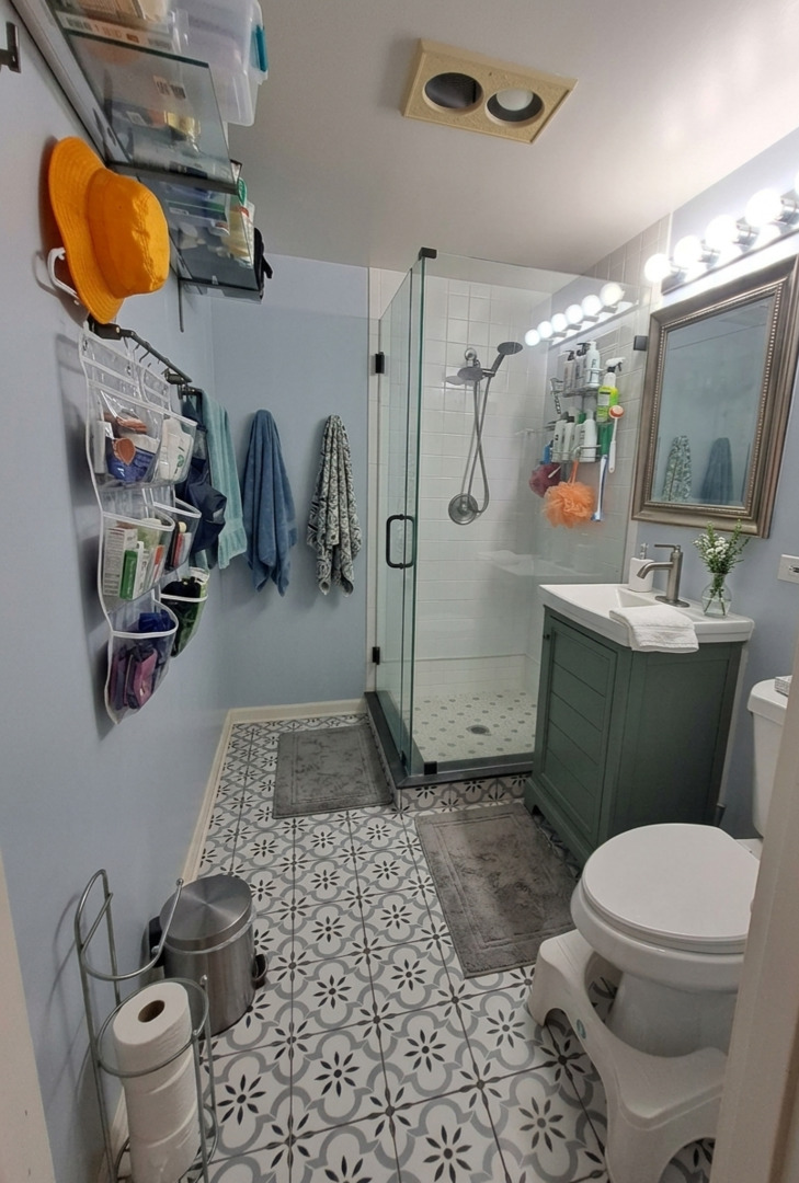 1019 West Jackson Boulevard, Unit 2J Chicago, IL 60607 - Photo 5 of 16