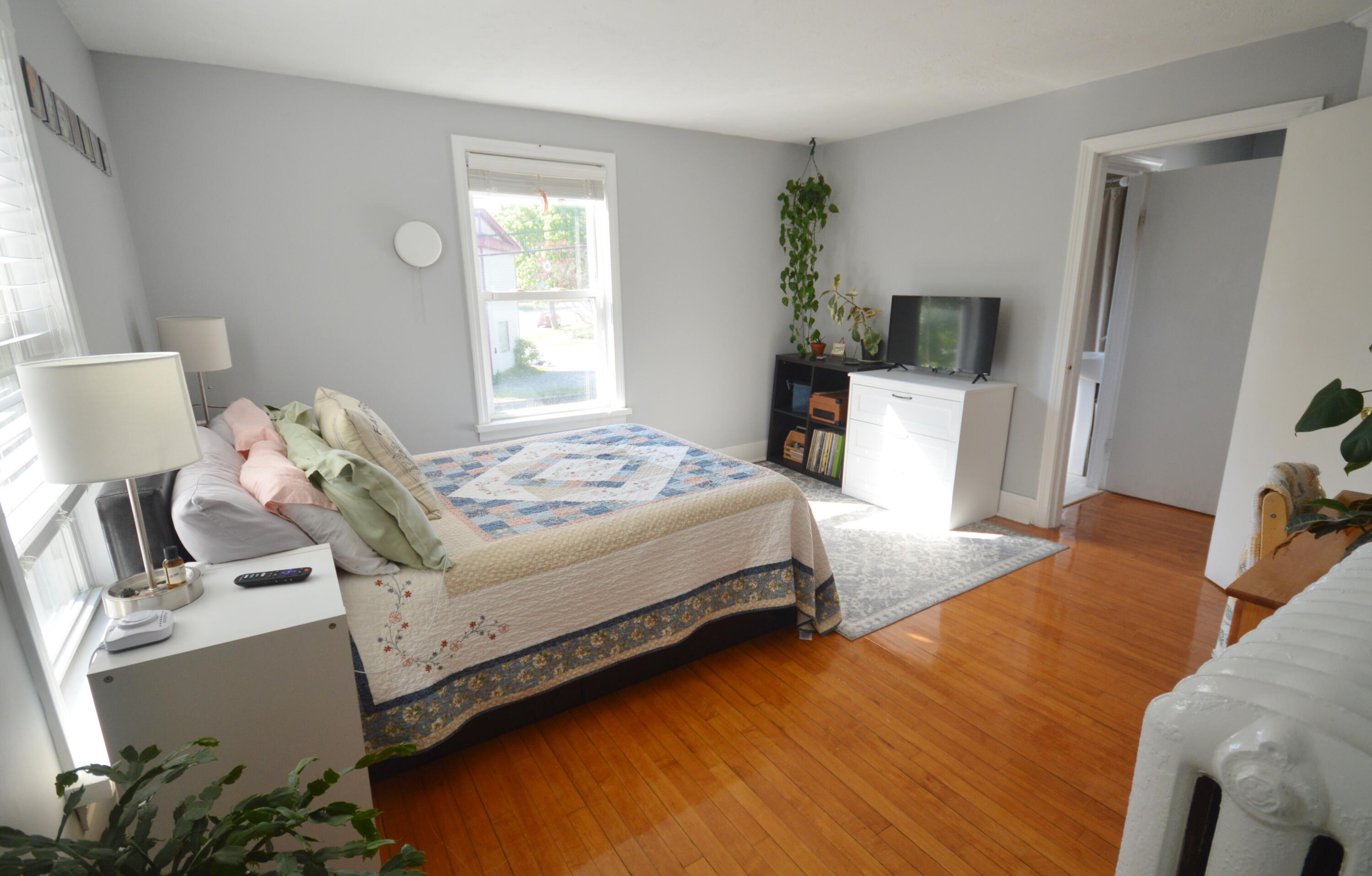 71 Division Street Bangor, ME 04401 - Photo 22 of 36 DSC_0034