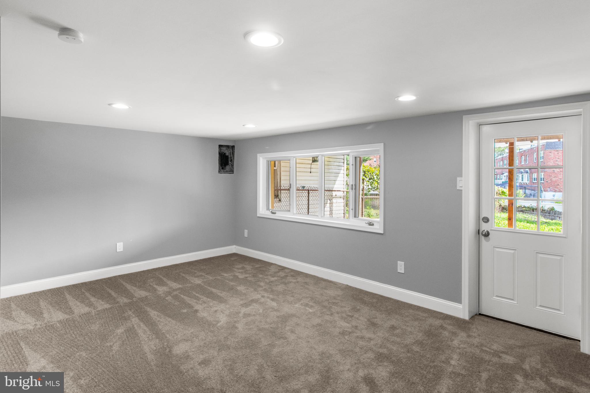 12822 Medford Road Philadelphia, PA 19154 - Photo 12 of 31