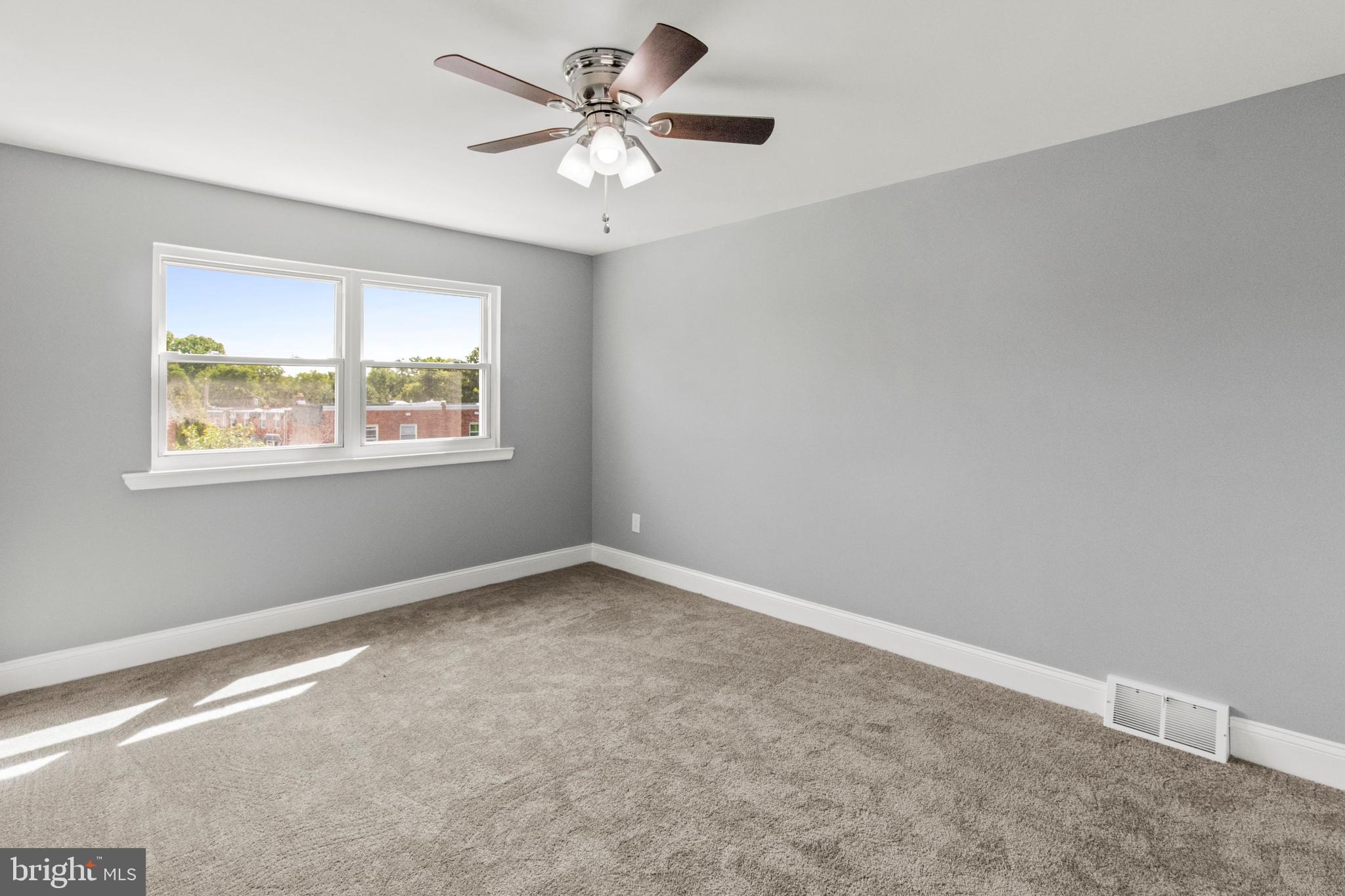 12822 Medford Road Philadelphia, PA 19154 - Photo 22 of 31