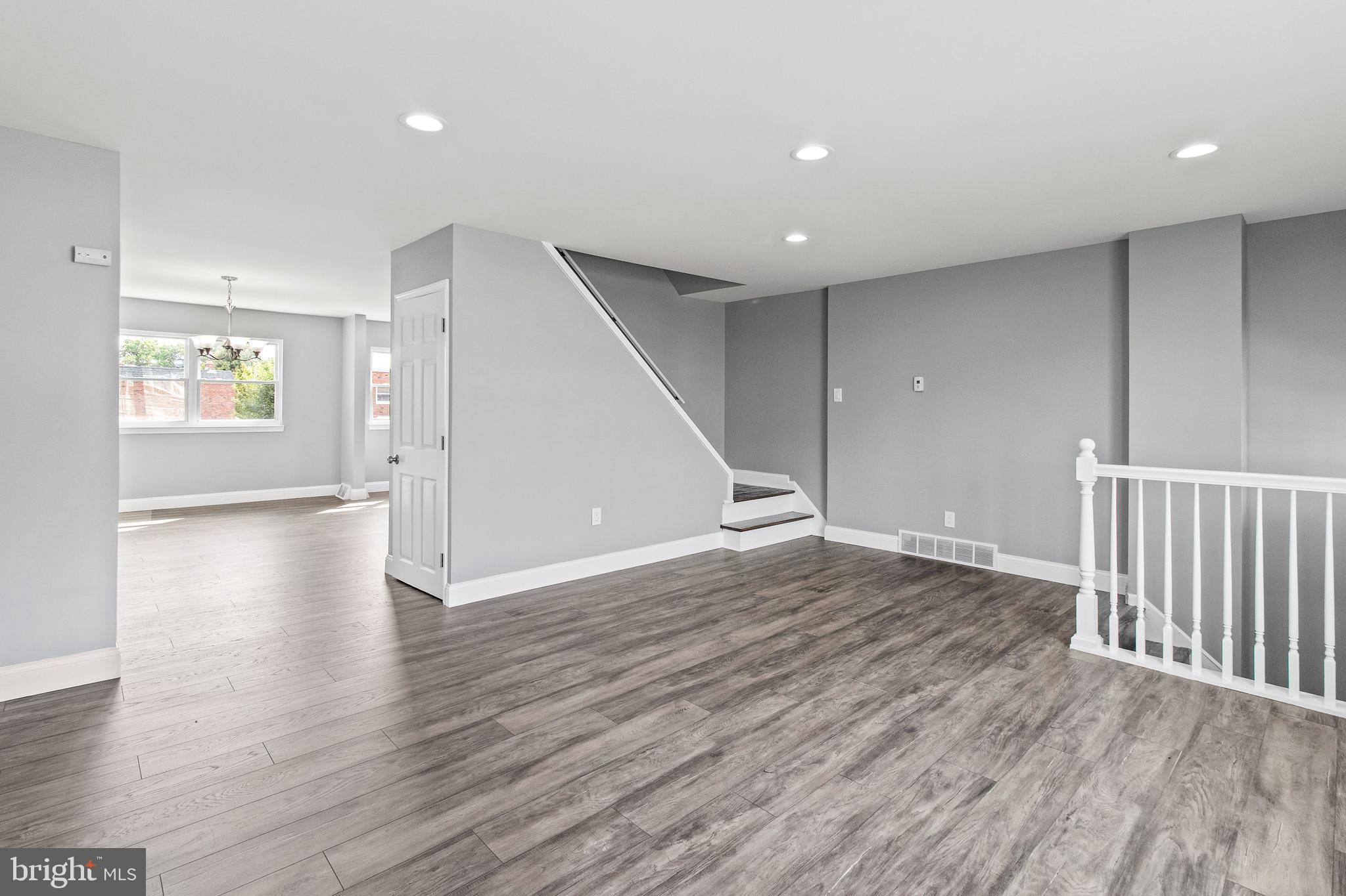 12822 Medford Road Philadelphia, PA 19154 - Photo 5 of 31