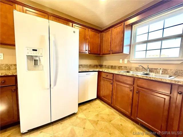 $349,900 | 406 Crest Way Drive, Henryville, IN 47126