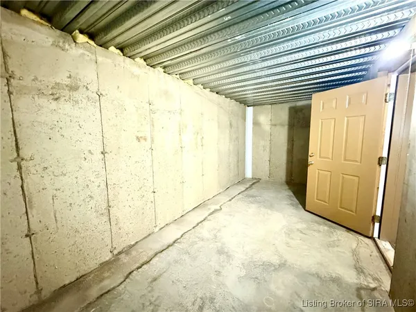 $349,900 | 406 Crest Way Drive, Henryville, IN 47126