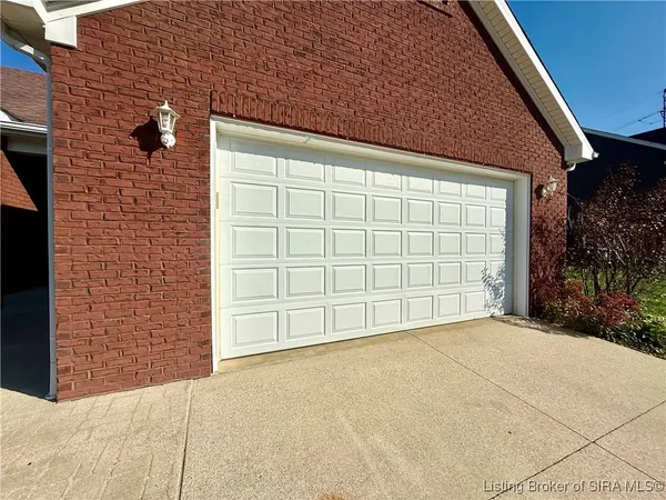 $349,900 | 406 Crest Way Drive, Henryville, IN 47126