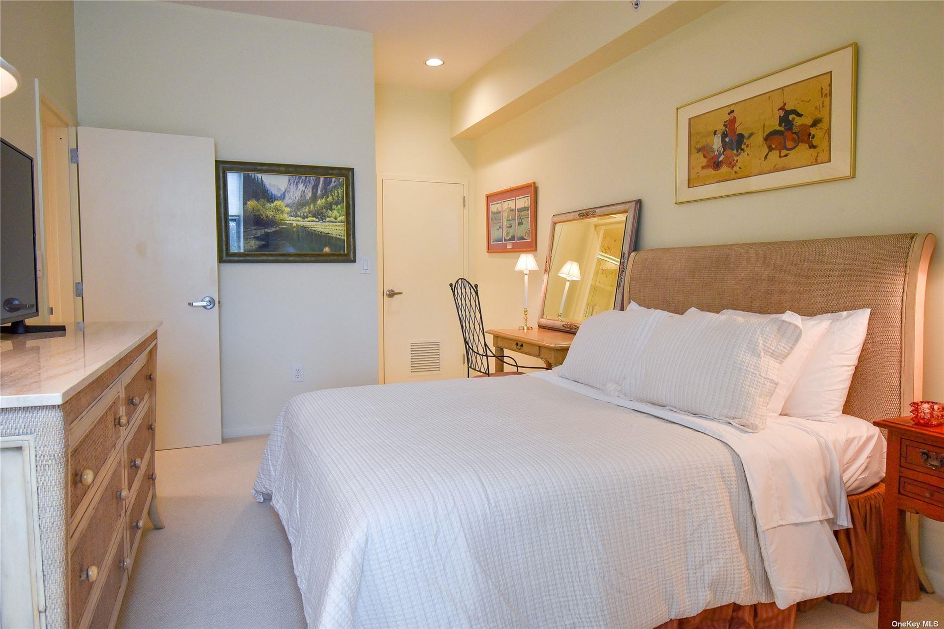256 Dune Road Westhampton Beach, NY 11978 - Photo 12 of 16 Primary Bedroom
