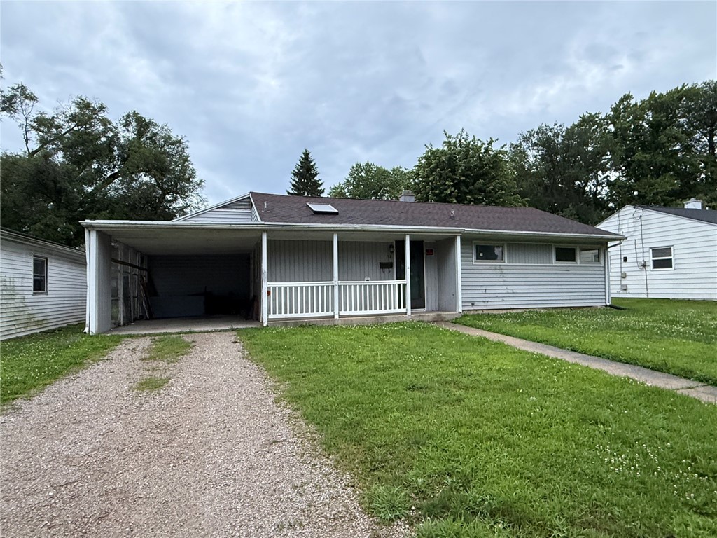 111 Forrest Avenue Paris, IL 61944 - Photo 1 of 15