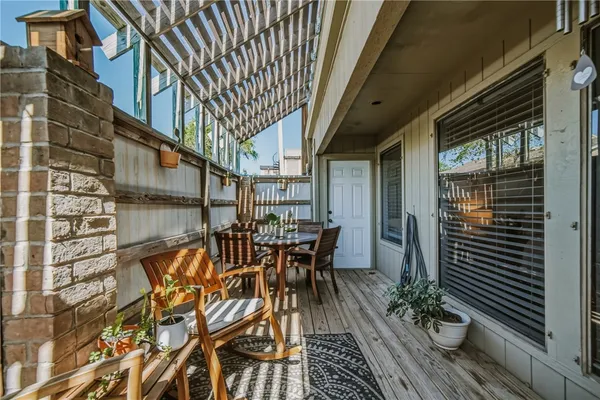 $259,900 | 39 Rock Creek Drive, Unit 39, Corpus Christi, TX 78412