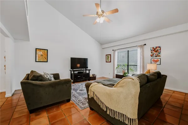 $259,900 | 39 Rock Creek Drive, Unit 39, Corpus Christi, TX 78412