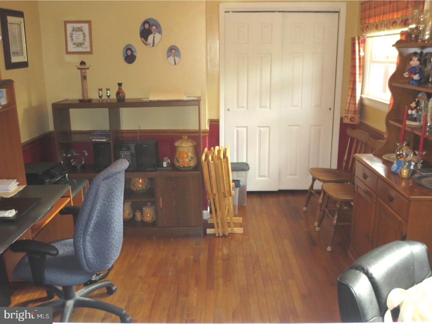 471 Spring Street Pottstown, PA 19464 - Photo 12 of 19 Dining Room