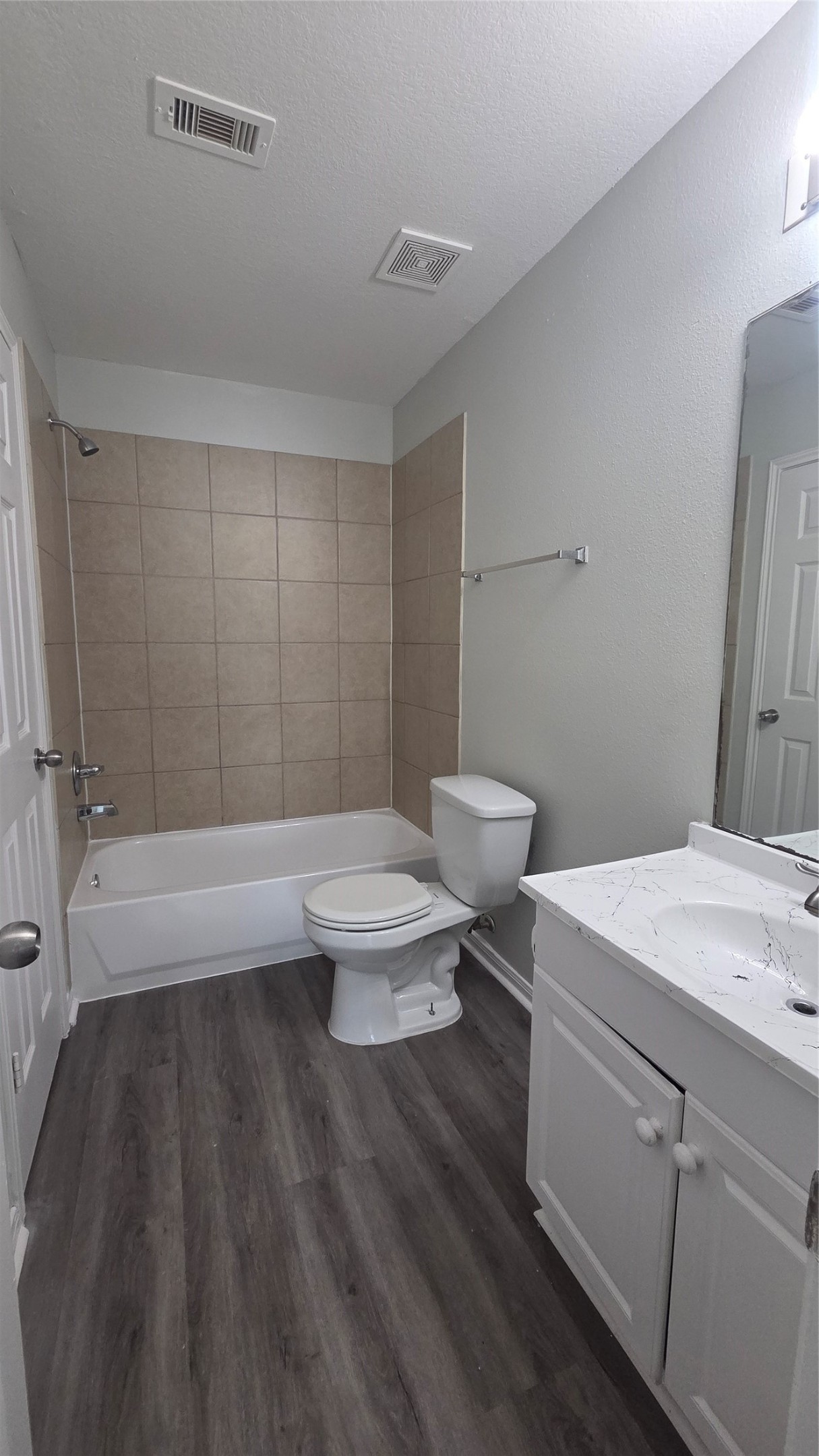 4121 Mallow Street, Unit A/B Houston, TX 77051 - Photo 10 of 50 Unit A - Bathroom #1 Downstairs