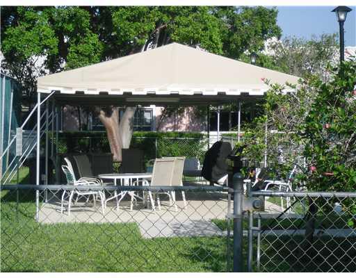 5260 Northwest 2nd Avenue, Unit PH502 Boca Raton, FL 33487 - Photo 16 of 31 20130320085528343711000000-o
