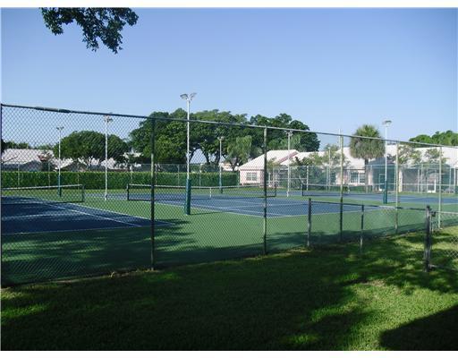 5260 Northwest 2nd Avenue, Unit PH502 Boca Raton, FL 33487 - Photo 17 of 31 20130320085528707136000000-o