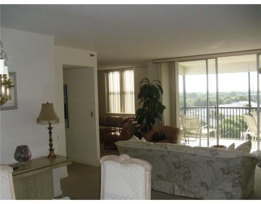 5260 Northwest 2nd Avenue, Unit PH502 Boca Raton, FL 33487 - Photo 4 of 31 20130320085515822731000000-o