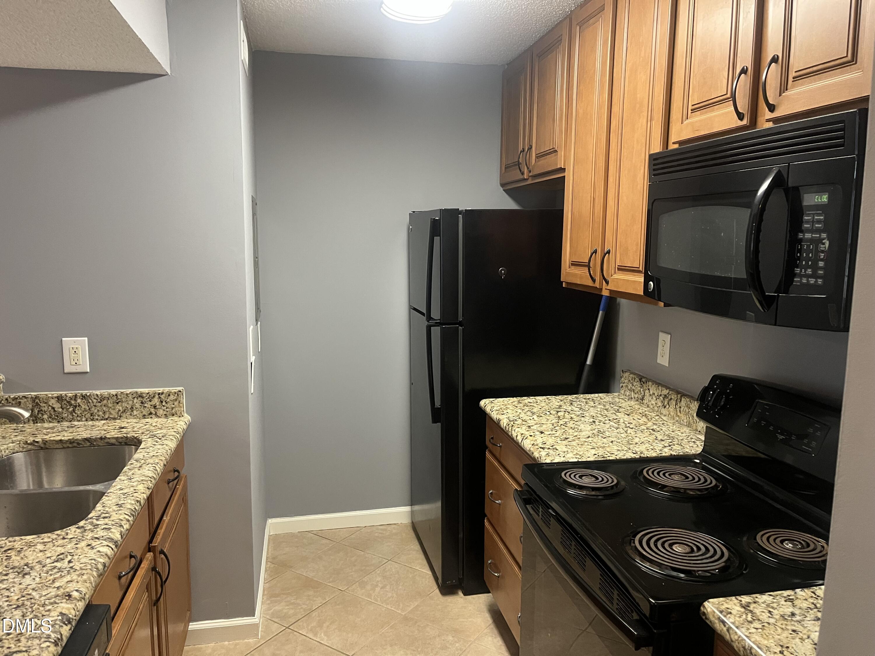 3805 Chimney Ridge Place, Unit 7 Durham, NC 27713 - Photo 14 of 30 IMG_2889