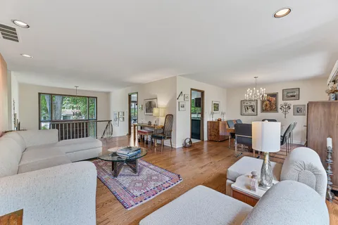 $795,000 | 460 Hazel Avenue, Highland Park, IL 60035