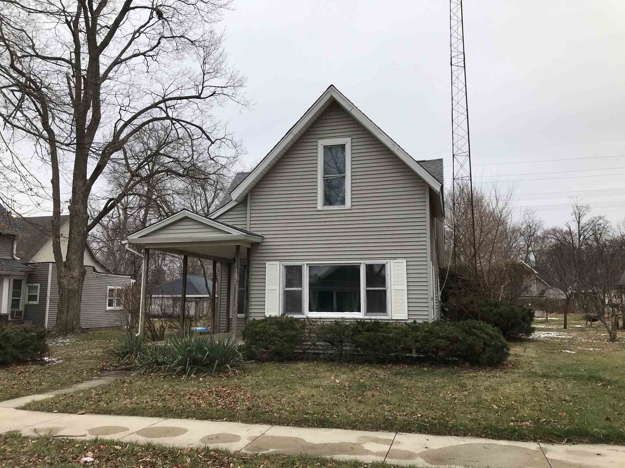 1125 Madison Street Rochester, IN 46975 - Photo 1 of 22