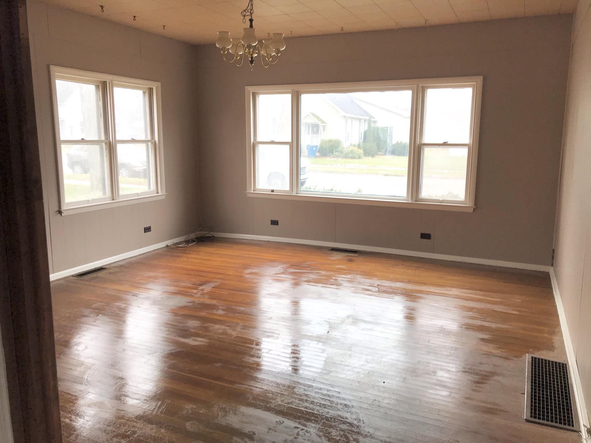 1125 Madison Street Rochester, IN 46975 - Photo 6 of 22