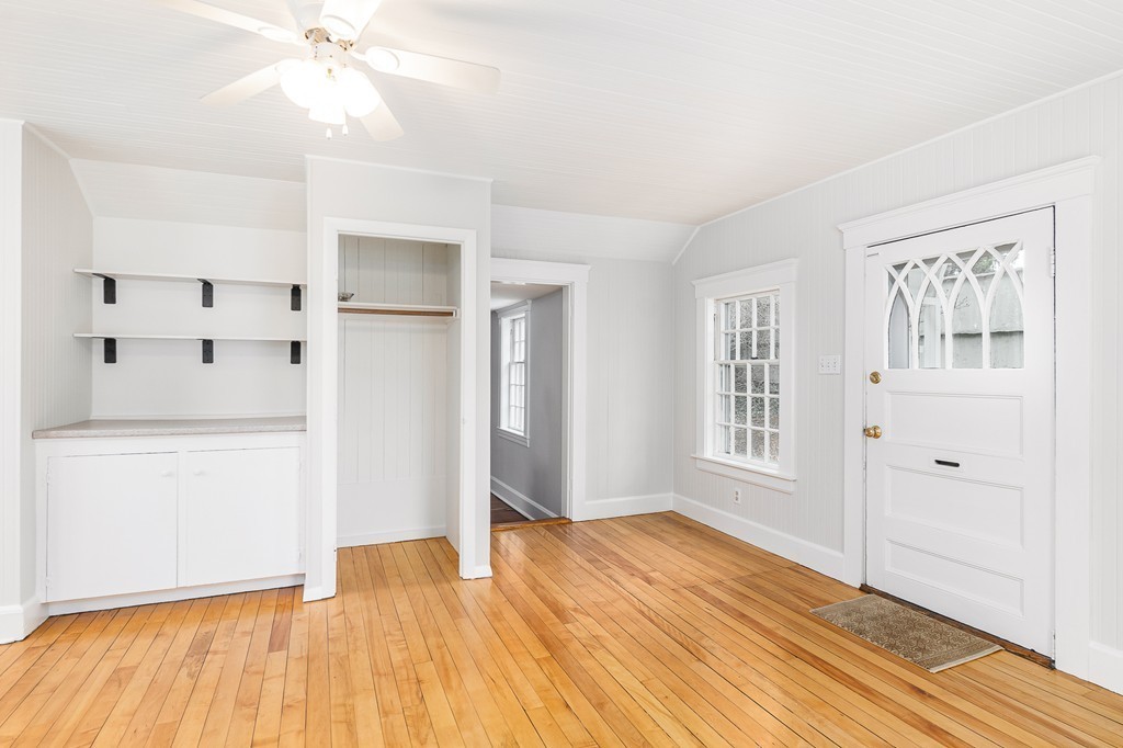 92 Farmers Row Groton, MA 01450 - Photo 14 of 30