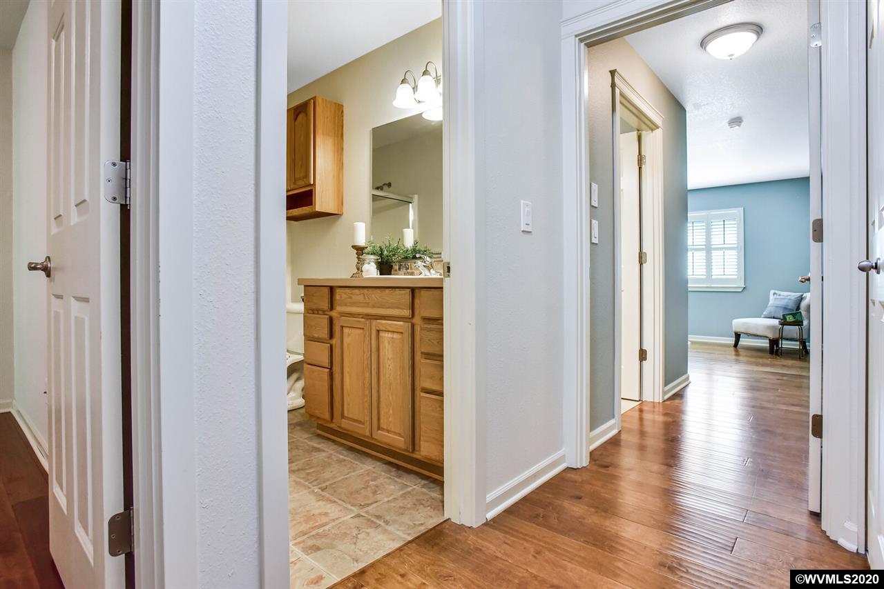 416 Walnut Way Silverton, OR 97381 - Photo 25 of 31