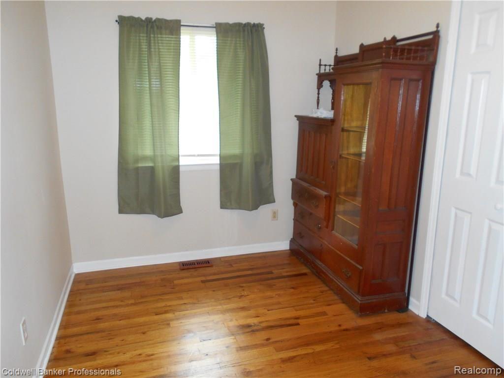 1534 Fish Lake Road Lapeer, MI 48446 - Photo 14 of 17 Gallery Image 14