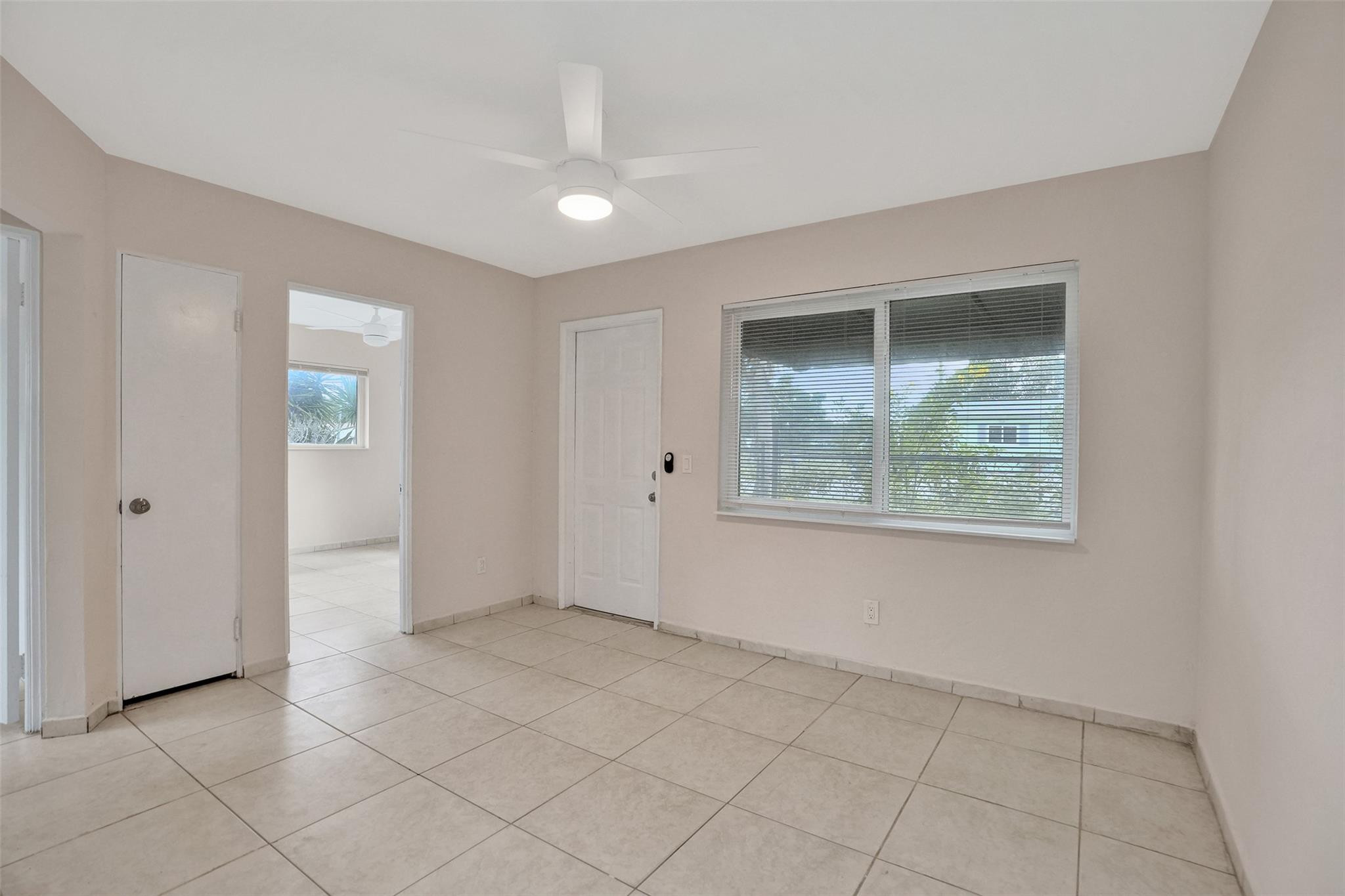 5903 McKinley Street Hollywood, FL 33021 - Photo 6 of 41 Photo 6