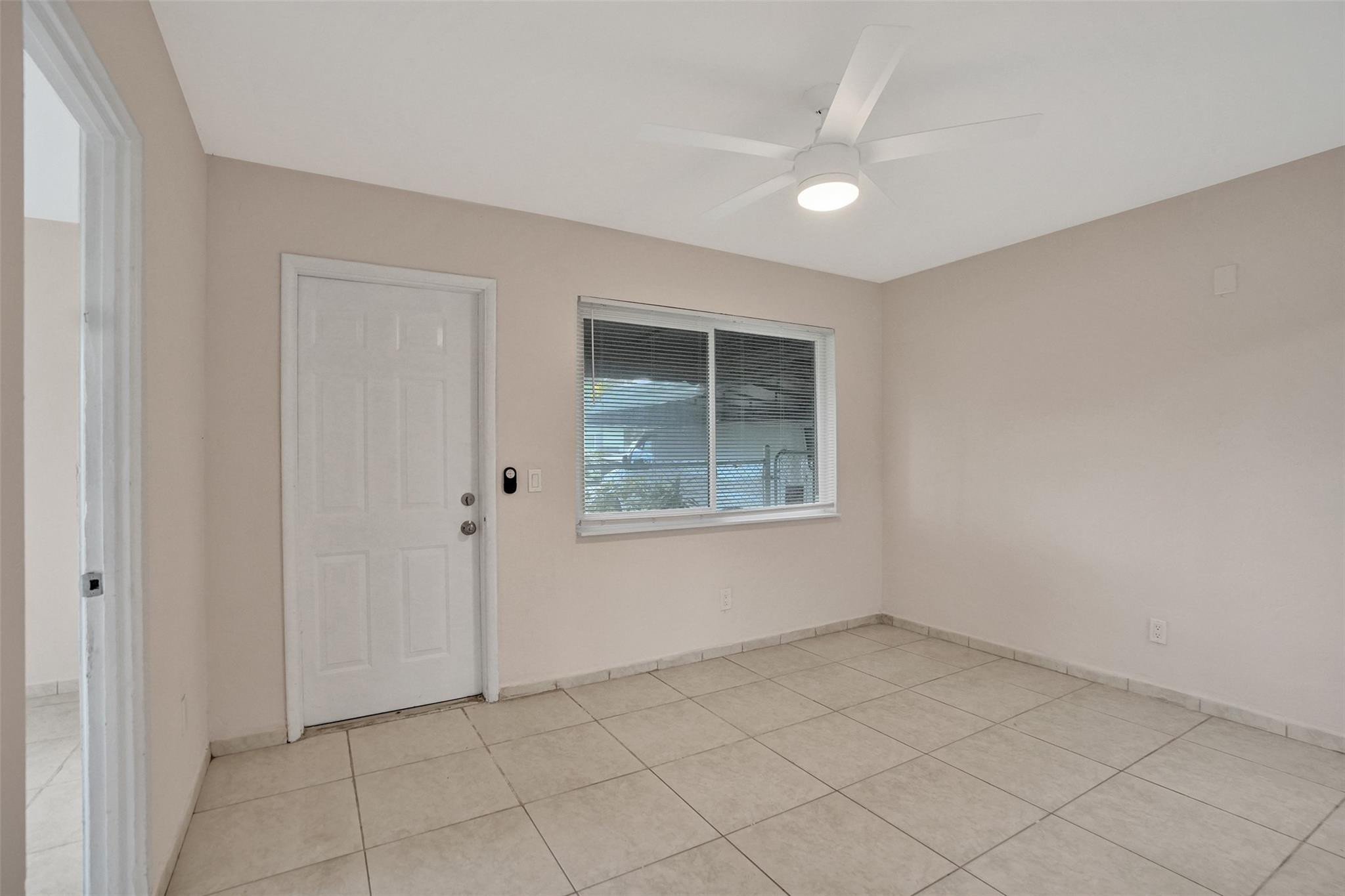 5903 McKinley Street Hollywood, FL 33021 - Photo 7 of 41 Photo 7