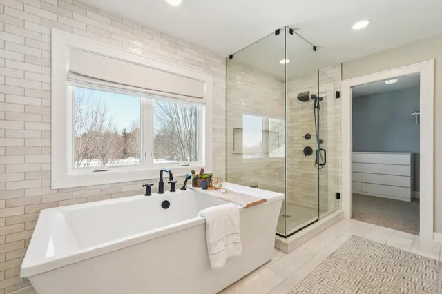 $1,165,000 | W331N3460 Maplewood Road, Nashotah, WI 53058