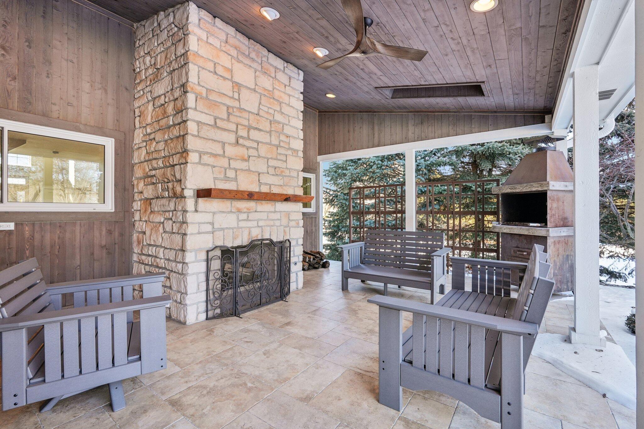 W331N3460 Maplewood Road Nashotah, WI 53058 - Photo 69 of 78 Natural fireplace, skylights and fan!