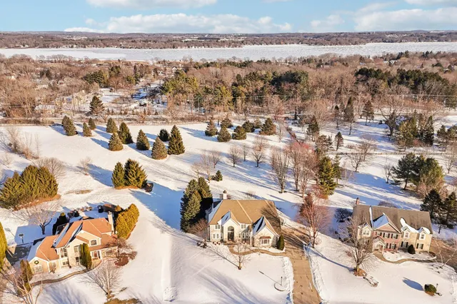 $1,165,000 | W331N3460 Maplewood Road, Nashotah, WI 53058