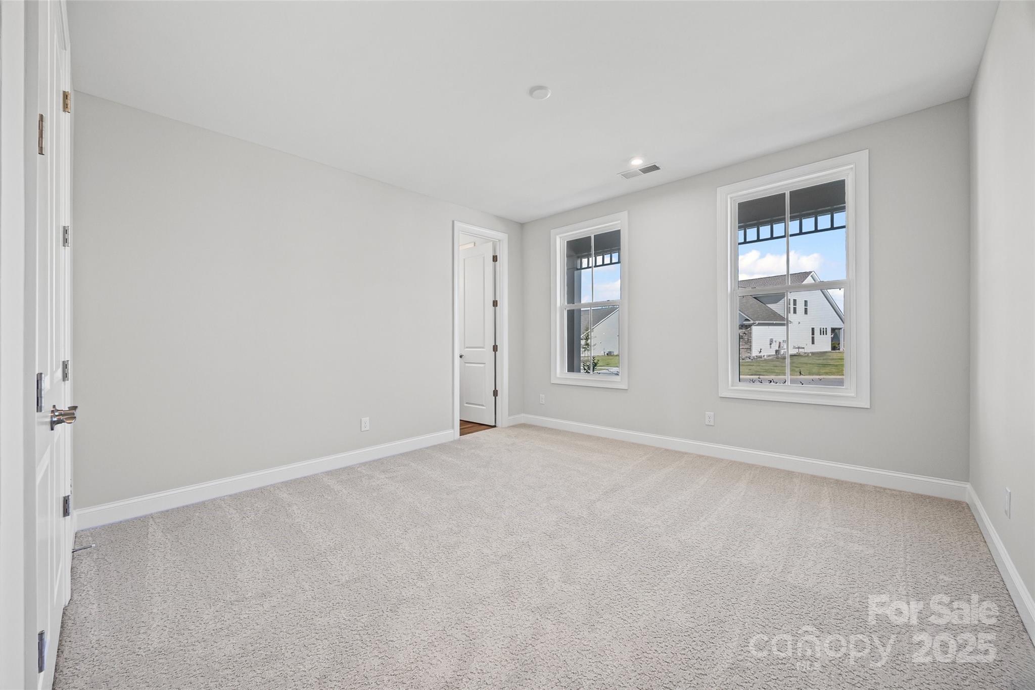 7017 Treetop Court York, SC 29745 - Photo 4 of 46