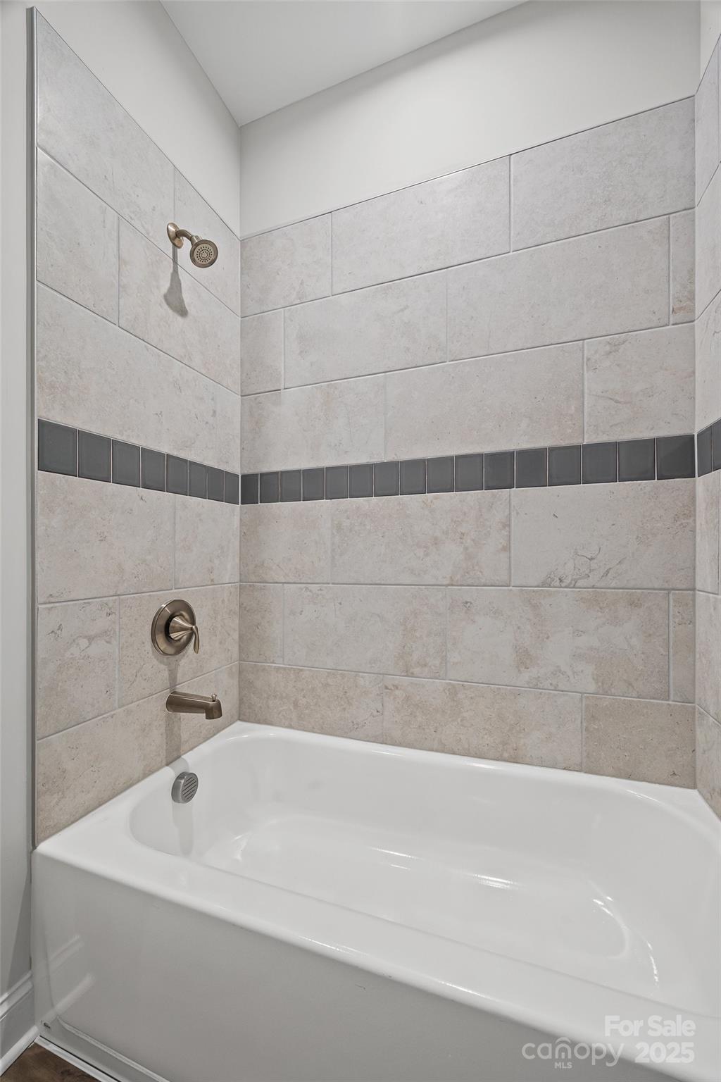 7017 Treetop Court York, SC 29745 - Photo 8 of 46