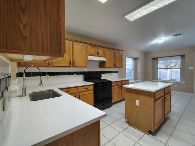 $1,690 | 2504 Hutton Lane, Leander, TX 78641