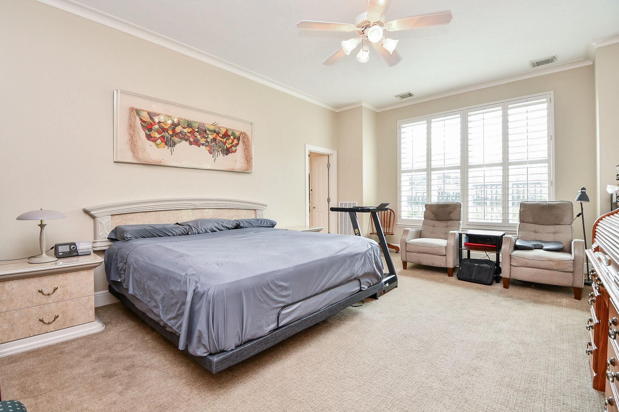 12711 Waterside Way Houston, TX 77041 - Photo 23 of 48 Really big primary suite,
with new carpet & pad.