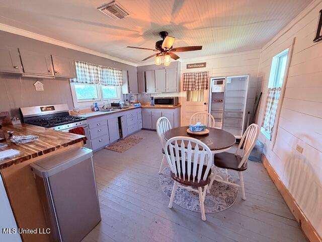136 Beaver Dam Road Tylertown, MS 39667 - Photo 5 of 32 IMG_0814